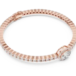 Two-Tone Diamond Bracelet with Mixed Stone Sizes