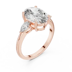 Oval Diamond Ring with Side Pear Cuts